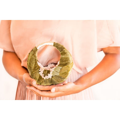 Wedding-Ring Holder_1